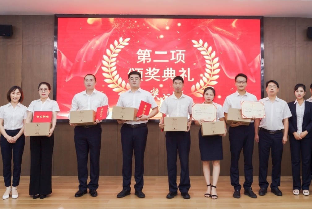 职场相伴·感恩有您——祝菠菜担保网内训师西席节快乐!-新闻动态-菠菜担保网