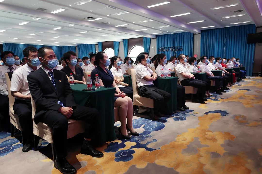 聚会现场.jpg